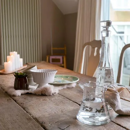 דירה Charming Sunny Duplex With 2 Large Terraces And Private Parking In